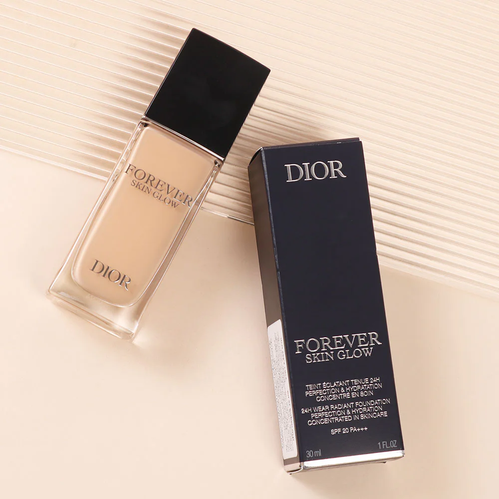 Dior Forever Skin Glow 24H Wear Radiant Perfection Skin Caring Foundation SPF 20 PA+++ 30ml