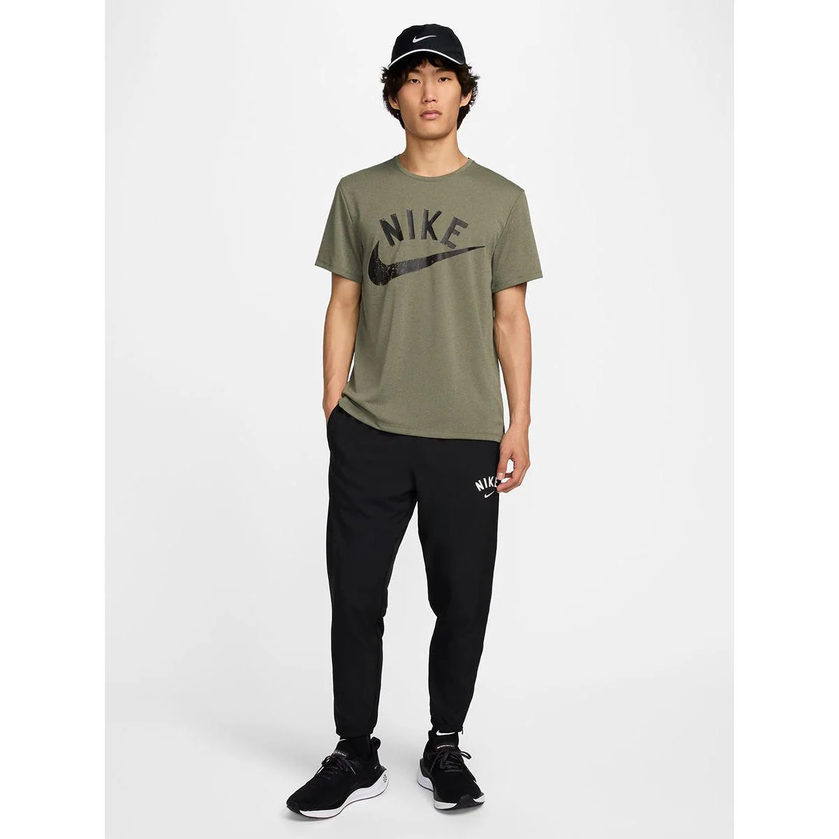 NIKE Challenger Dri-FIT Woven Men's Running Pants - Black - L (ASIAN SIZE)