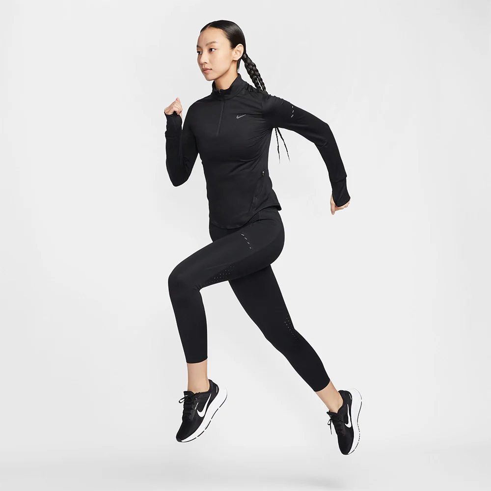 NIKE Swift Women's Running Jacket - Black - L (US SIZE)