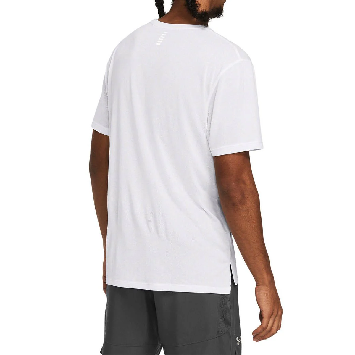 Мужская беговая футболка Under Armour Launch Splatter — цвет белый, размер L (американский размер)