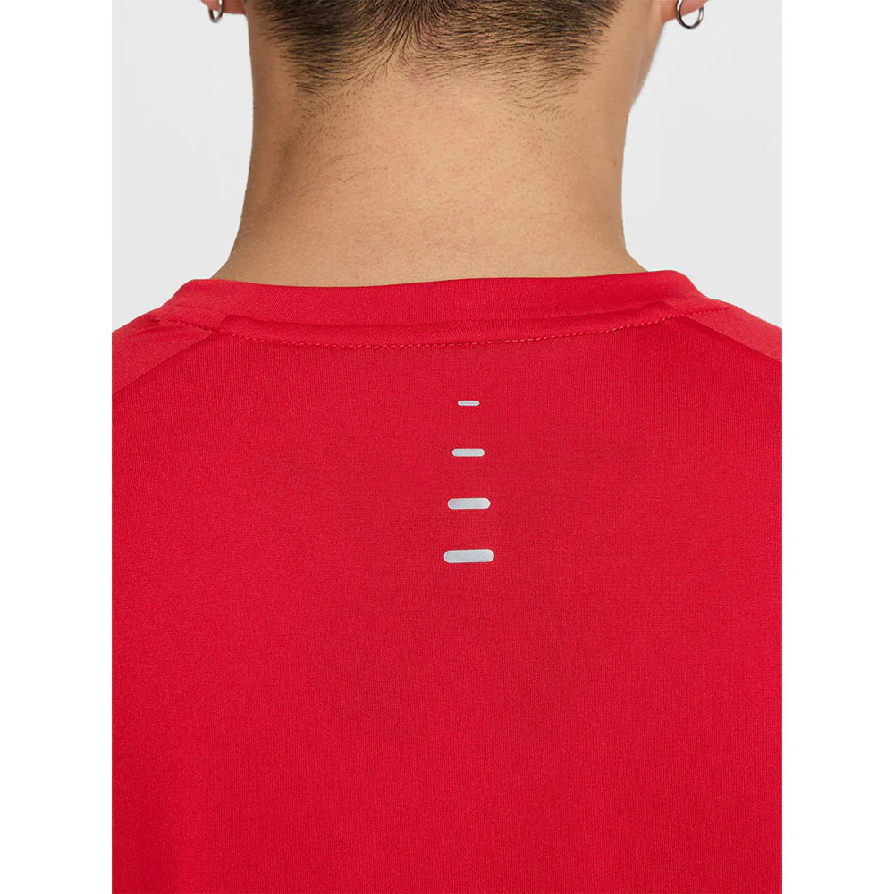 NIKE Stride Men's Running T-Shirt