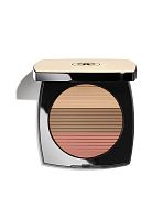 HARMONY OF THREE HEATLHY GLOW POWDERS. BRONZER, BLUSH AND HIGHLIGHTER. FOR FACE AND DÉCOLLETÉ. OVERSIZE FORMAT
