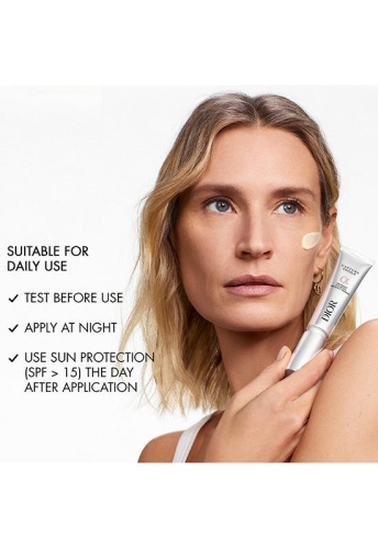 Facial Treatment Capture Totale Retishot 20 mL - 100% оригинал фото 4 Facial Treatment Capture Totale Retishot 20 mL - 100% оригинал фото 4