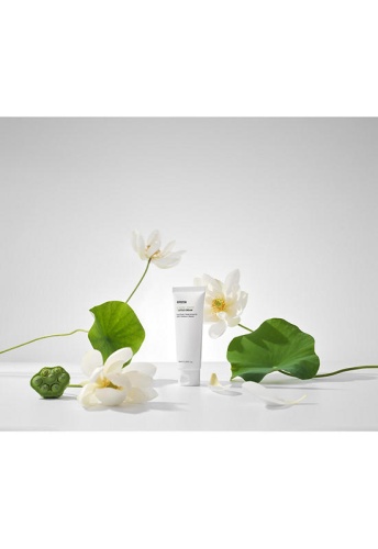 Calming Lotus Cream 60 mL - 100% оригинал фото 9 Calming Lotus Cream 60 mL - 100% оригинал фото 9