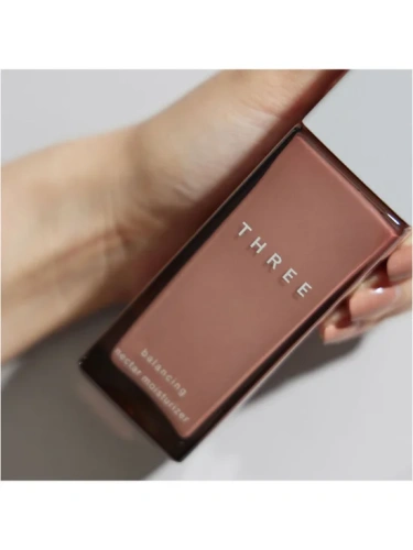 THREE Balancing Nectar Moisturizer 80 mL - 100% оригинал фото 3