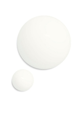 BRIGHTENING AND UNIFYING MILK-TO-WATER ESSENCE - 100% оригинал фото 3 BRIGHTENING AND UNIFYING MILK-TO-WATER ESSENCE - 100% оригинал фото 3