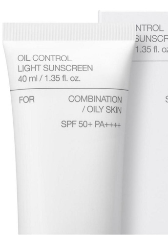 Oil Control Light Sunscreen 40 mL - 100% оригинал фото 3 Oil Control Light Sunscreen 40 mL - 100% оригинал фото 3