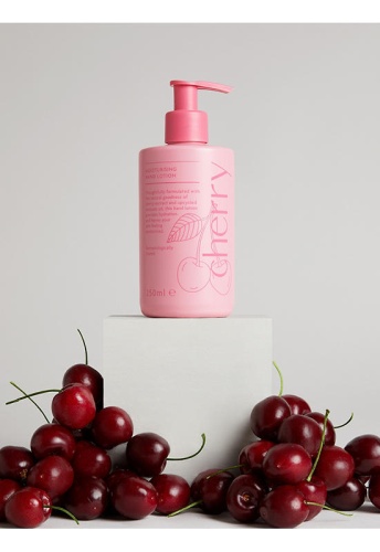 Cherry Hand Lotion 250 mL - 100% оригинал фото 3 Cherry Hand Lotion 250 mL - 100% оригинал фото 3