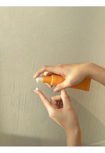 Calendula Relief Eye Cream 50 mL - 100% оригинал фото 5 Calendula Relief Eye Cream 50 mL - 100% оригинал фото 5