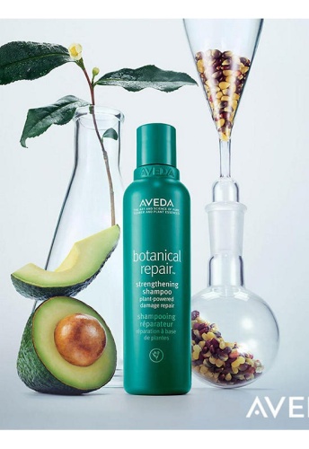 Botanical Repair™ Strengthening Shampoo 200 mL - 100% оригинал фото 2
