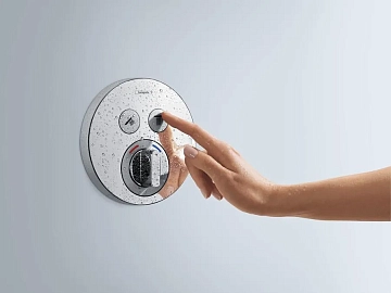 Смеситель Hansgrohe ShowerSelect S 15748000 для душа  - фото 3
