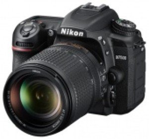 Фотоаппарат Nikon D7500 Kit AF-S DX NIKKOR 18-140mm 1:3.5-5.6 G ED VR, черный Фотоаппарат Nikon D7500 Kit AF-S DX NIKKOR 18-140mm 1:3.5-5.6 G ED VR, черный