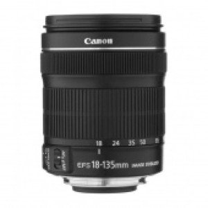 Объектив Canon EF-S 18-135mm f/3.5-5.6 IS USM Объектив Canon EF-S 18-135mm f/3.5-5.6 IS USM