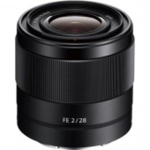 Объектив Sony FE 28mm f/2 (SEL28F20), черный