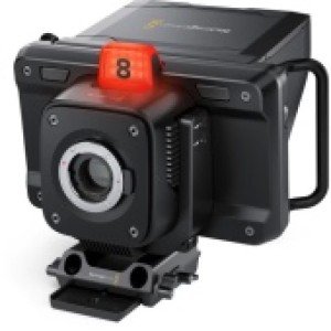 Кинокамера Blackmagic Studio Camera 4K Plus Кинокамера Blackmagic Studio Camera 4K Plus