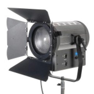 Осветитель студийный GreenBean Fresnel 200 LED X3 Bi-color DMX Осветитель студийный GreenBean Fresnel 200 LED X3 Bi-color DMX
