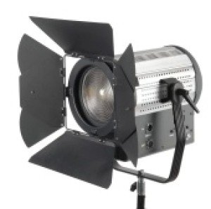 Осветитель студийный GreenBean Fresnel 500 LED X3 DMX Осветитель студийный GreenBean Fresnel 500 LED X3 DMX