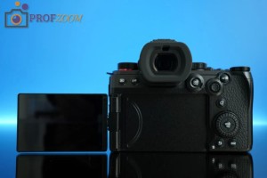 Panasonic Lumix DC-S5 II