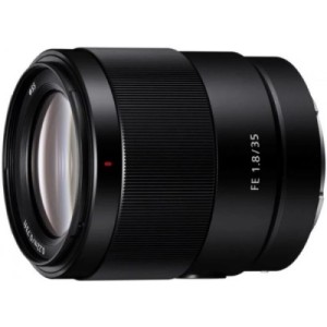 Объектив Sony FE 35mm f/1.8 (SEL35F18F) Объектив Sony FE 35mm f/1.8 (SEL35F18F)