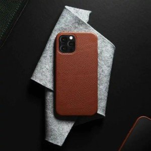 Накладка силикон Deppa Leather Case для Apple iPhone 13 Pro Max Коричневый арт.88125