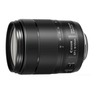 Объектив Canon EF-S 18-135 f/3-5-5.6 IS USM NANO Объектив Canon EF-S 18-135 f/3-5-5.6 IS USM NANO