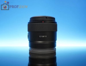 Объектив Sony E 11mm F1.8