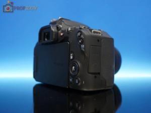 Canon 200D Kit 18-55mm IS STM