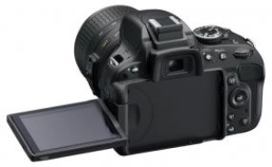Nikon D5100 Kit 18-105mm VR