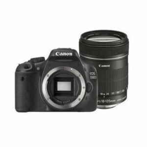 Canon EOS 550D EF-S 18-135mm IS