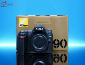 Nikon D90 Body