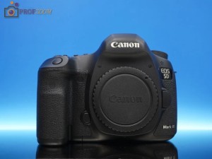 Зеркальный фотоаппарат Canon EOS 5D Mark III Body, Black