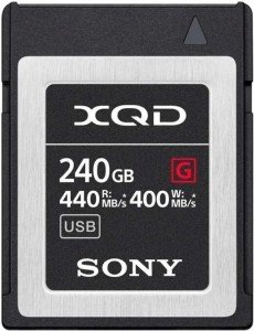Карта памяти Sony 240 GB XQD G Series (440R/400W) (QD-G240 F) Карта памяти Sony 240 GB XQD G Series (440R/400W) (QD-G240 F)