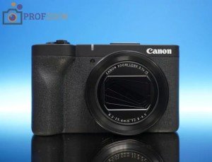 Видеокамера Canon Powershot V1