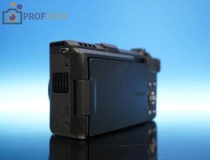 Видеокамера Canon Powershot V1