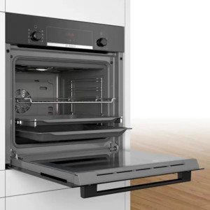 Электрический духовой шкаф Bosch Serie 4 HBF534EB0Q Black