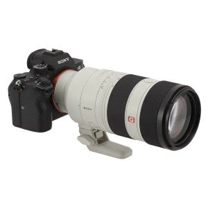 Объектив Sony FE 70–200 мм F2.8 GM OSS II Объектив Sony FE 70–200 мм F2.8 GM OSS II