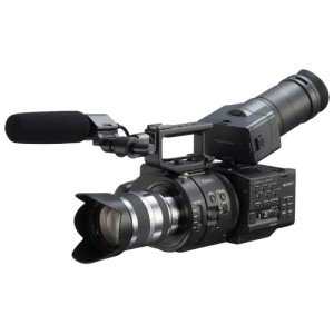 Видеокамера Sony NEX-FS700EK Видеокамера Sony NEX-FS700EK