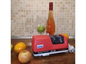 Электрическая ножеточка Chef's Choice CC-320R (красная)