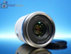 Объектив Sirui 23mm F1.2 Sony E Белый