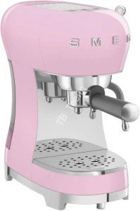 Кофеварка Smeg ECF02PKEU