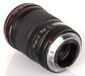 Объектив Canon EF 135mm f/2L USM, черный