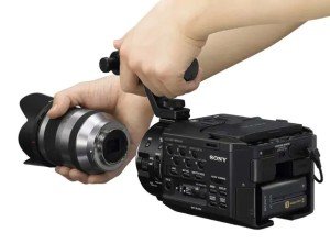 Видеокамера Sony NEX-FS100