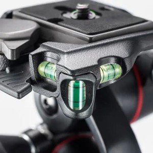 Штатив Manfrotto MK190XPRO3-3W штатив алюм. MT190XPRO3 + головка MHXPRO-3W DUAL 3/173/72/3/6 (сек/выс/слож/вес/нагр) черный