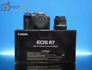 Фотоаппарат Canon EOS R7 Kit 18-45mm