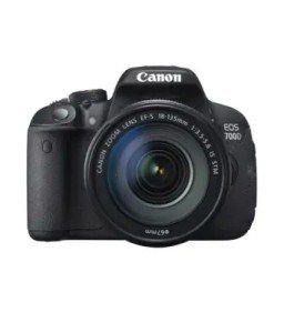 Canon EOS 700D 18-135mm IS