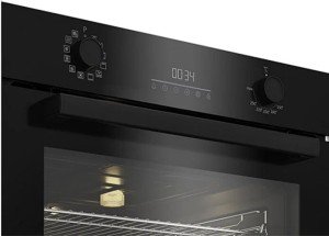 Электрический духовой шкаф Beko BBIM18300BS