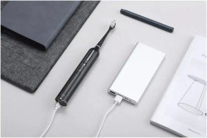 Электрическая зубная щетка BLACK U3 80230013 USMILE