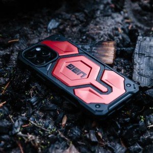 Чехол MagSafe UAG Monarch Pro для iPhone 16 Pro  6.3" MagSafe Crimson