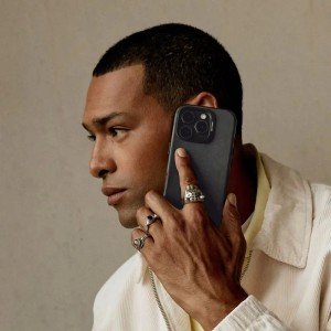 Чехол Decoded Leather Back Cover для iPhone 16 Pro Max 6.9" MagSafe Black
