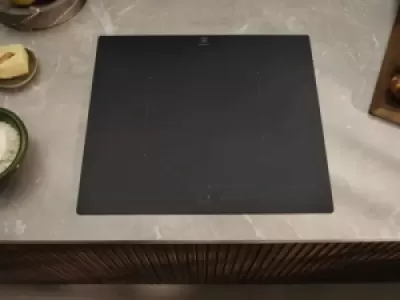 Индукционная варочная поверхность ELECTROLUX EIT60433CT
